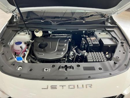 2026-Jetour-X70-Plus-15T-Momentum_8