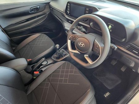 2026-Hyundai-i20-12-Premium_7