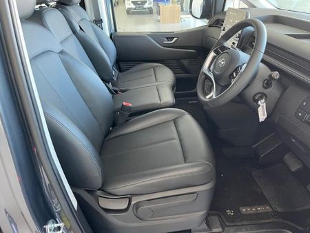 2026-Hyundai-Staria-22d-Executive-Auto_13