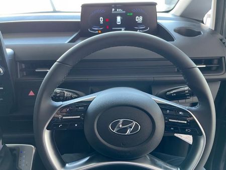 2026-Hyundai-Staria-22d-Executive-Auto_16