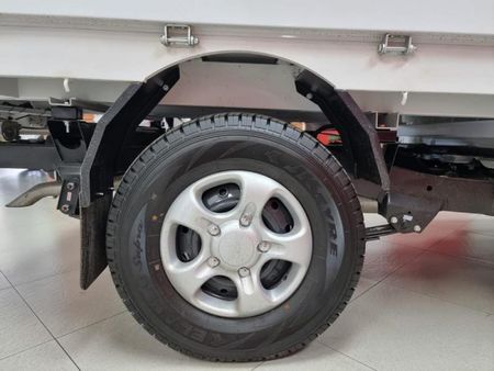 2026-Mahindra-Pik-Up-22-mHawk-S4-Dropside_8