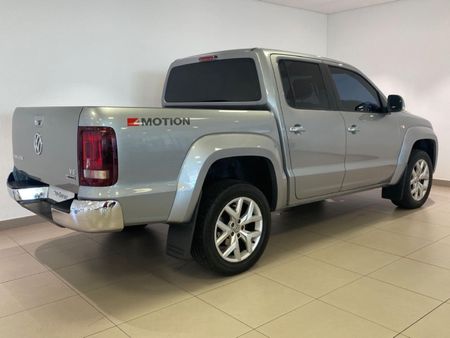 2022-Volkswagen-Amarok-30-TDI-Highline-190kW-4Motion-Auto-Double-Cab_3