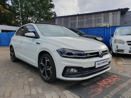 2021-Volkswagen-Polo-10-TSI-R-Line-Auto_0