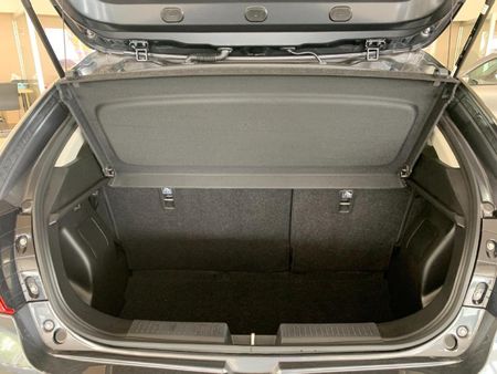 2026-Toyota-Starlet-15-XS-Auto_11