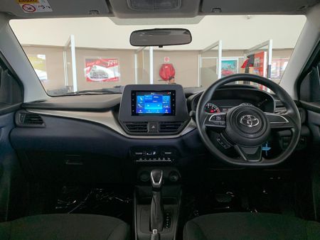 2026-Toyota-Starlet-15-XS-Auto_8