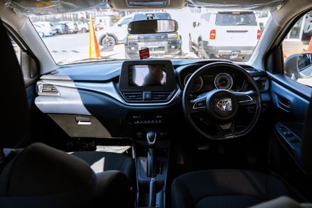 2026-Toyota-Starlet-15-XS-Auto_15