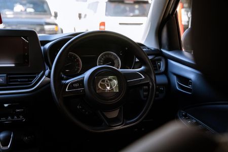 2026-Toyota-Starlet-15-XS-Auto_16