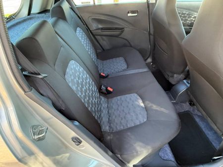 2015-Suzuki-Celerio-Suzuki-Celerio-10-GL_11