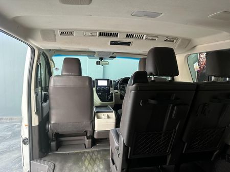 2023-Toyota-Quantum-28-GL-11-seat_11