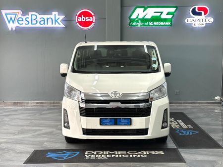 2023-Toyota-Quantum-28-GL-11-seat_1