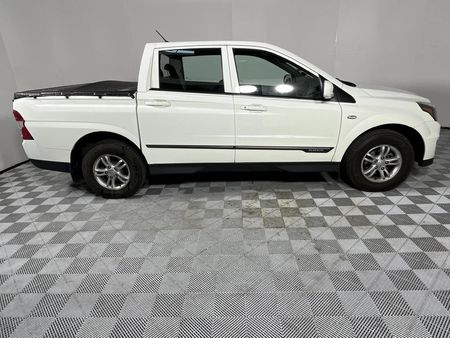 2013-SsangYong-Actyon-Sports-20-XDi-Double-Cab_10