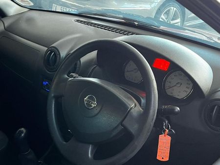2017-Nissan-NP200-15-dCi-ICE_6
