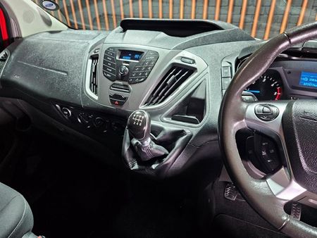 2019-Ford-Tourneo-Custom-22-TDCi-Trend-LWB-92kW_13