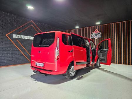 2019-Ford-Tourneo-Custom-22-TDCi-Trend-LWB-92kW_24