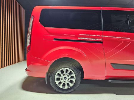2019-Ford-Tourneo-Custom-22-TDCi-Trend-LWB-92kW_26