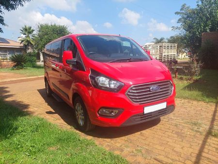 2019-Ford-Tourneo-Custom-22-TDCi-Trend-LWB-92kW_2