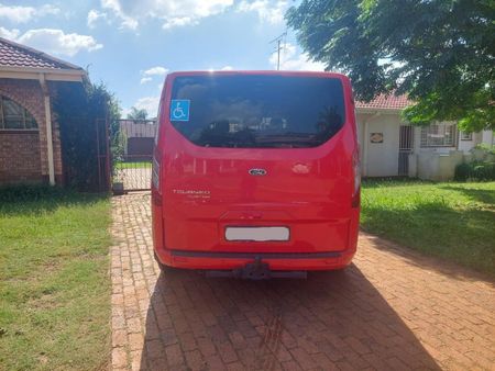 2019-Ford-Tourneo-Custom-22-TDCi-Trend-LWB-92kW_5