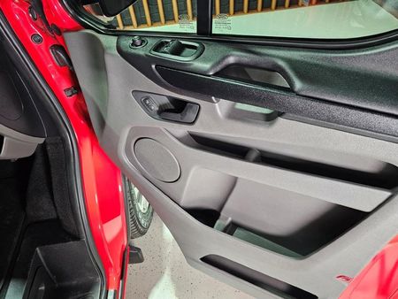 2019-Ford-Tourneo-Custom-22-TDCi-Trend-LWB-92kW_7