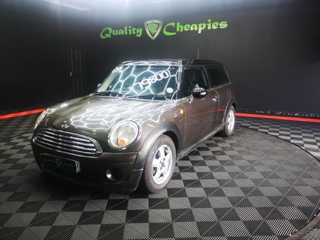 2009-MINI-Clubman-Cooper_0