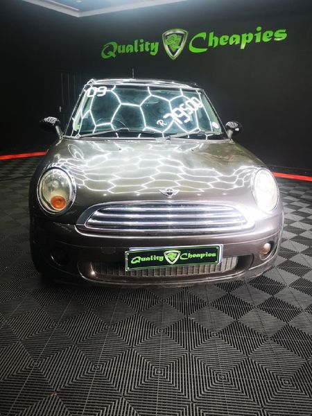 2009-MINI-Clubman-Cooper_5