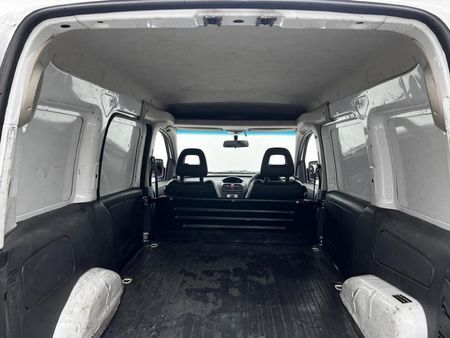 2010-Opel-Combo-14i-Panel-Van_11
