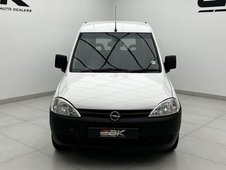 2010-Opel-Combo-14i-Panel-Van_1