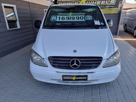 2005-Mercedes-Benz-Vito-115-CDI-CrewBus_1
