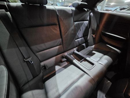 2012-BMW-1-Series-125i-Coupe-M-Sport-Auto_12