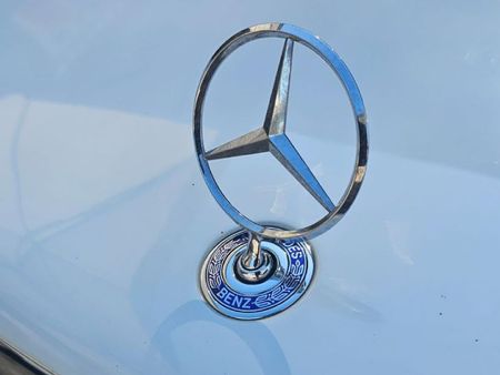 2000-Mercedes-Benz-C-Class-C-180-Classic_35