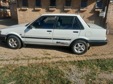1988-Toyota-Corolla-Toyota-corolla-16-Auto_4