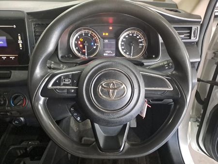2023-Toyota-Rumion-15-SX_7