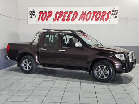 2009-Nissan-Navara-40-V6-4x4-Double-Cab_0