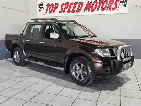 2009-Nissan-Navara-40-V6-4x4-Double-Cab_1