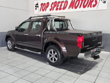 2009-Nissan-Navara-40-V6-4x4-Double-Cab_4