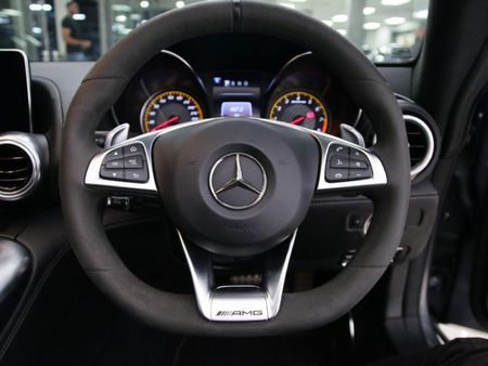 2018-Mercedes-AMG-GT-C-40-V8-Roadster_13