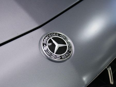 2018-Mercedes-AMG-GT-C-40-V8-Roadster_5