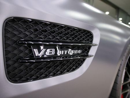 2018-Mercedes-AMG-GT-C-40-V8-Roadster_8