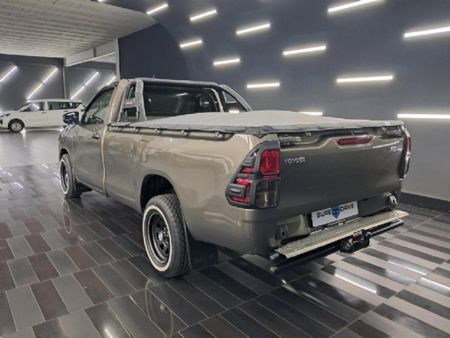 2023-Toyota-Hilux-24-GD-6-Raised-Body-Raider-Single-Cab_9