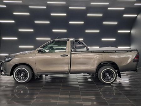 2023-Toyota-Hilux-24-GD-6-Raised-Body-Raider-Single-Cab_14