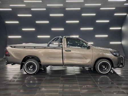 2023-Toyota-Hilux-24-GD-6-Raised-Body-Raider-Single-Cab_15