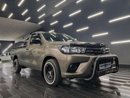 2023-Toyota-Hilux-24-GD-6-Raised-Body-Raider-Single-Cab_4