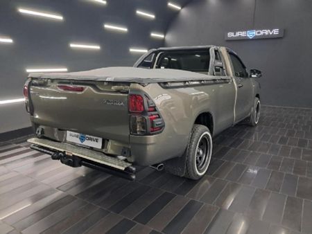 2023-Toyota-Hilux-24-GD-6-Raised-Body-Raider-Single-Cab_5