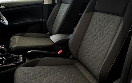 2026-Volkswagen-T-Cross-10-TSI-Life-Auto_6