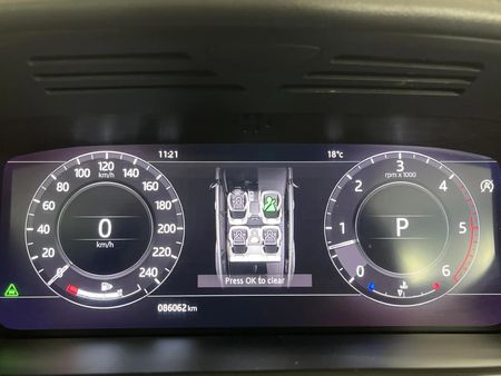 2018-Land-Rover-Range-Rover-Sport-30-D-HSE-225kW_2