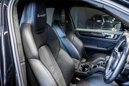 2022-Porsche-Cayenne-Turbo-GT-Coupe_10