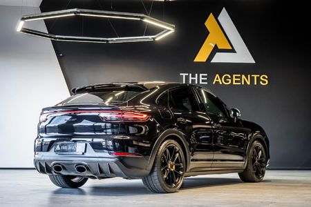 2022-Porsche-Cayenne-Turbo-GT-Coupe_4