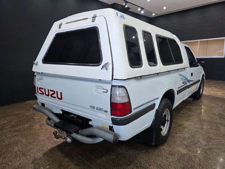 2002-Isuzu-KB-220-LWB-LE_3