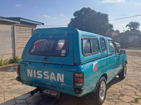 1997-Nissan-1400-Champ_6