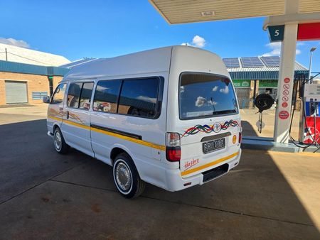 2018-Toyota-Quantum-Golden-Dragon-16-Seater-Taxi-22-4Y_2