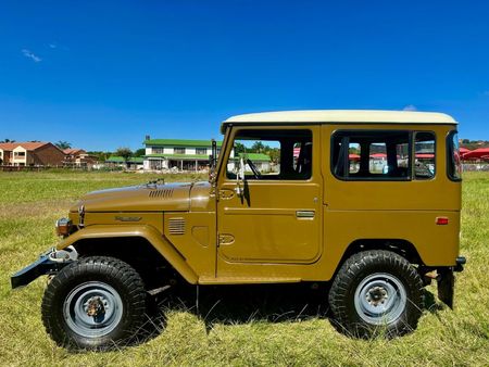 1978-Toyota-Land-Cruiser-FJ40-Land-Cruiser-BJ40_1